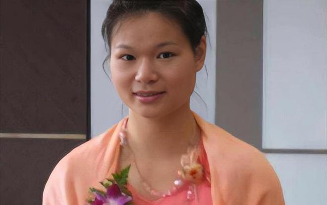 举重冠军女2020_举重冠军女世界冠军名单_世界60公斤举重冠军女